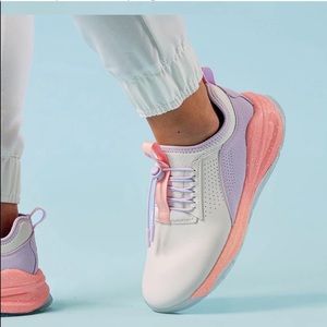 Clove Peach Quartz Sneakers Archive
Collection Size 7, 9.5 NEW